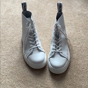 White Dr Martins Air Wair